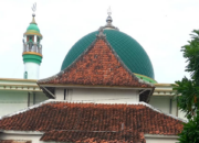 Masjid Jamik Madeggan Sampang