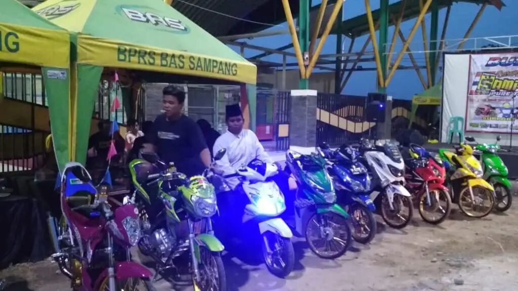 Komunitas Motor