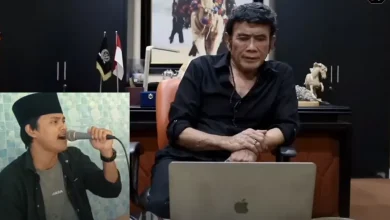 Rhoma Irama Memberikan Respon Positif Kepada Moh Halili, Penyanyi Madura Yang Viral Di Tiktok.