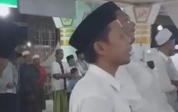 Suasana Maulid Nabi Di Masjid Agung Sampang