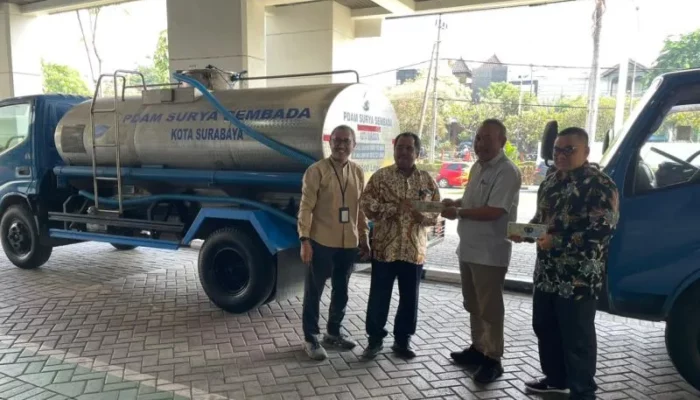 Pdam Surabaya Bantu Penanganan Kekeringan Di Gresik Dan Sampang