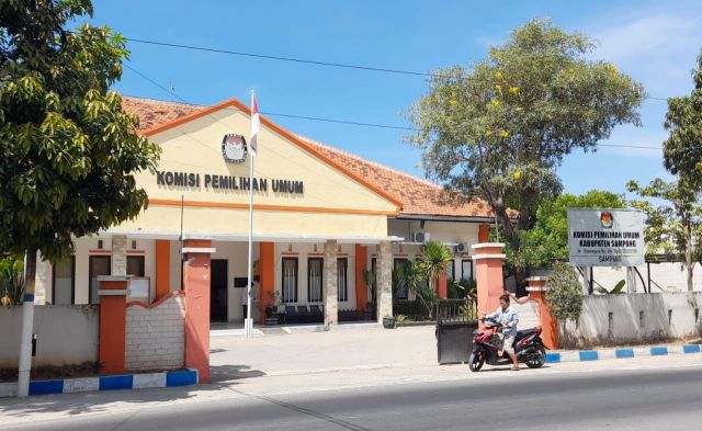 KPU Sampang Ajak Insan Pers Berperan Aktif dalam Mewujudkan Iklim Demokrasi Positif 1 Kantor KPU Kabupaten Sampang