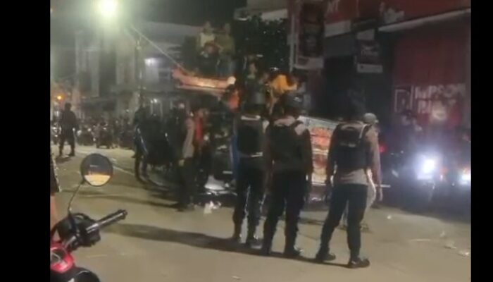 Viral Di Tiktok, Polisi Bubarkan Kesenian Daol Di Sampang Madura