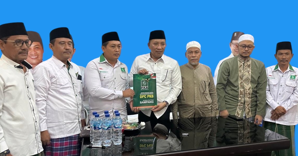 Mantan Bupati Sampang, Slamet Junaidi, Resmi Mendaftarkan Diri Sebagai Bakal Calon Bupati (Bacabup) Untuk Pilkada Sampang 2024