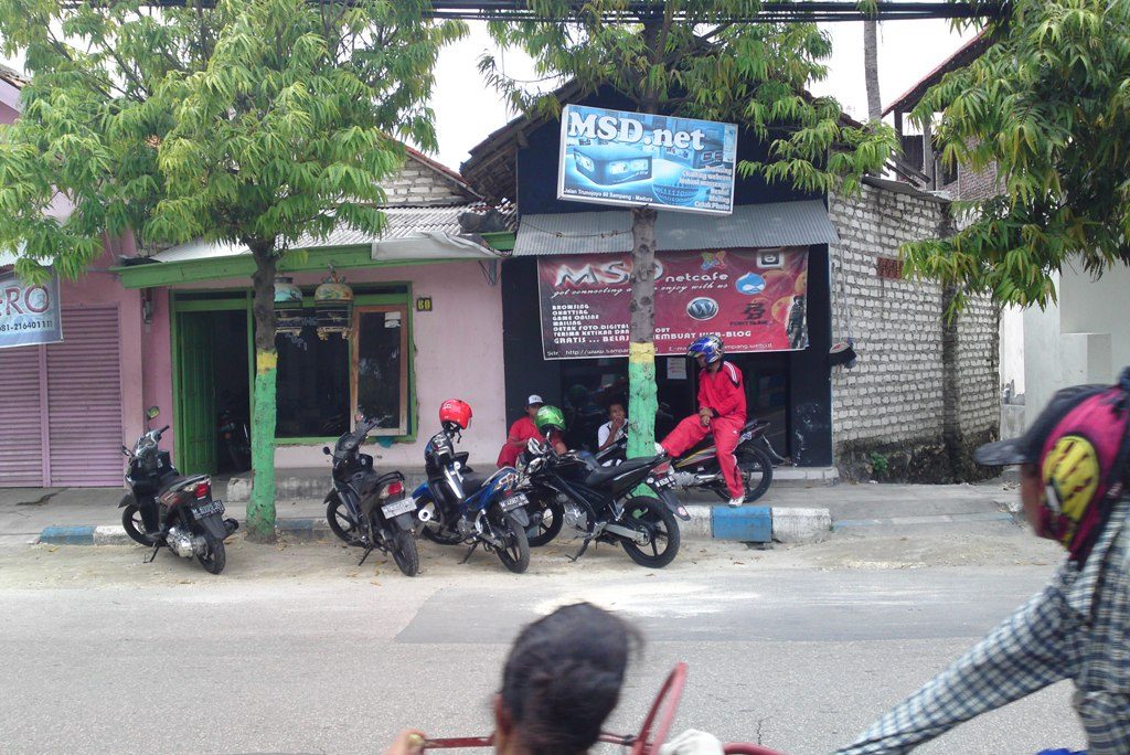 Warung Kopi Mbah Rosideh ( Maksideh ) 1 Maksideh Tahun 2006