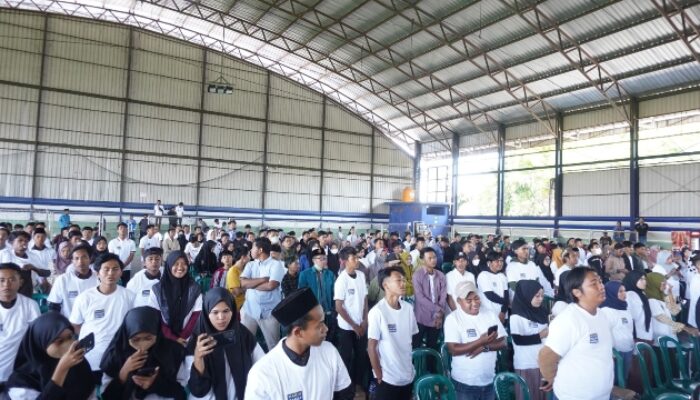 Kaukus Muda Indonesia Ajak Ribuan Generasi Milenial Sampang Melek Digital 1 Peserta antusias mengikuti kegiatan Ngobrol Bareng Komunitas Media Sosial di Kabupaten Sampang.