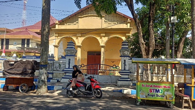 Disporabudpar Sampang Dorong Komunitas Kesenian Isi Gedung Kesenian Kota Bahari 1 Gedung Kesenian Jalan Wijaya Kusuma