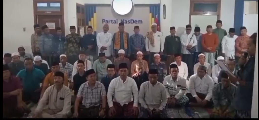 Gelombang Dukungan: 32 Pondok Pesantren Sampang Siap Menangkan JIMAD SAKTEH di Pilkada 2024 1 Dukungan terhadap Pasangan bakal calon Bupati dan Wakil Bupati Sampang, yakni H Slamet Junaidi dan Gus Mahfudz, (JIMAD SAKTEH) terus mengalir.