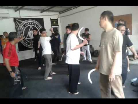 Celurit dan Harga Diri 1 PENCAK SILAT CHAKRA-V (seminar Are' Seka') by youtube