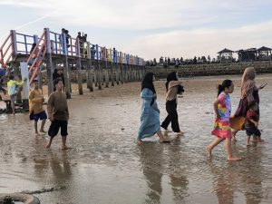 Pantai Damar Wulan