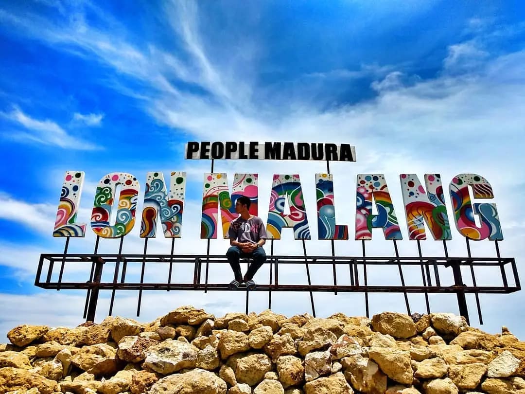 Santai Sore Di Pantai Lon Malang Sampang 1 Pantai Lon Malang Sampang Madura