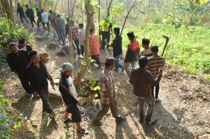 Tradisi Gumbak Senjata Pusaka - Sampang Foto By Gerbang Pulau Madura